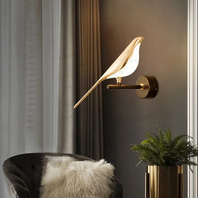Arandela de Parede LED Pássaro Dourada Bivolt – foto principal
