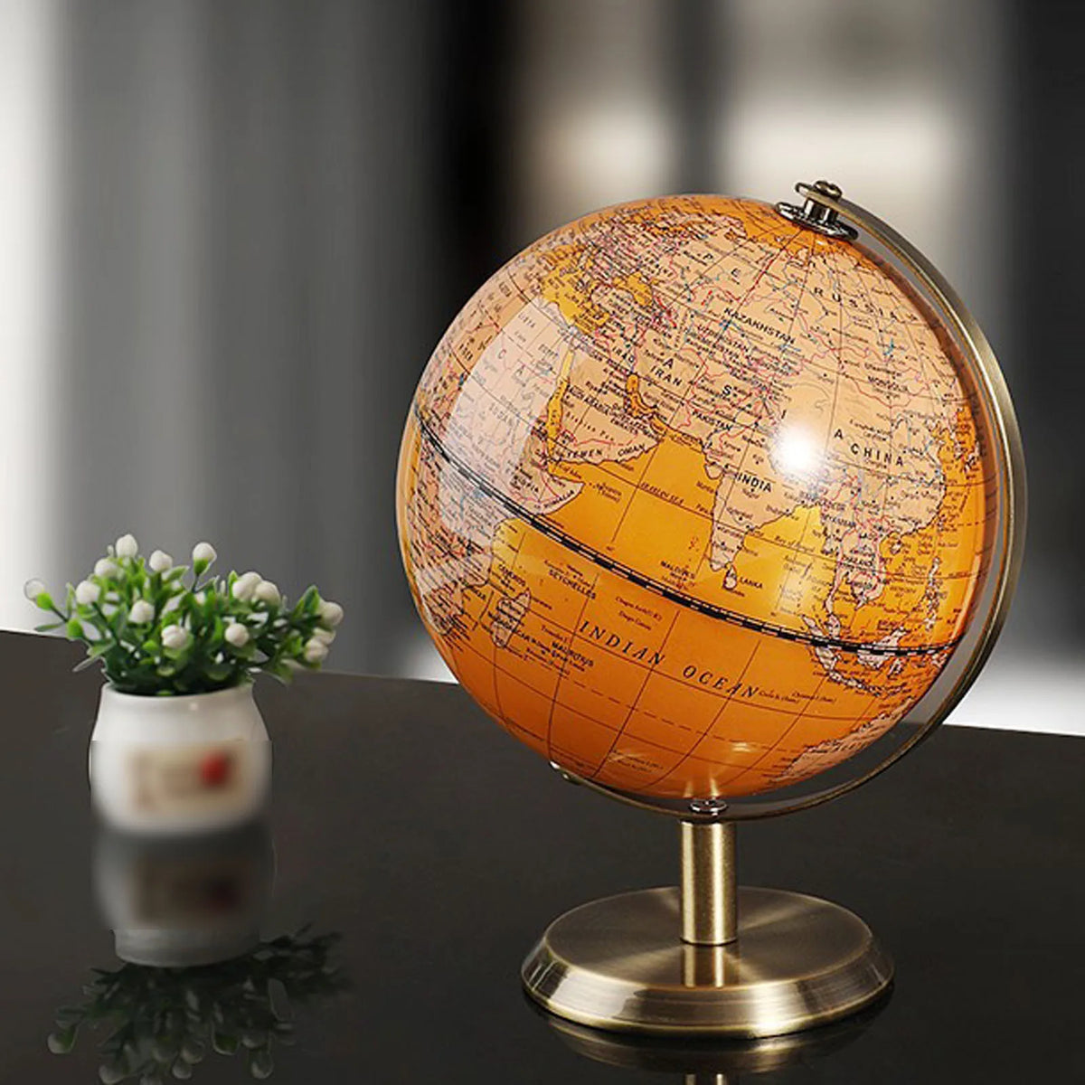 Globo Terrestre Decorativo Vintage 14 cm com Base Metálica – foto 7