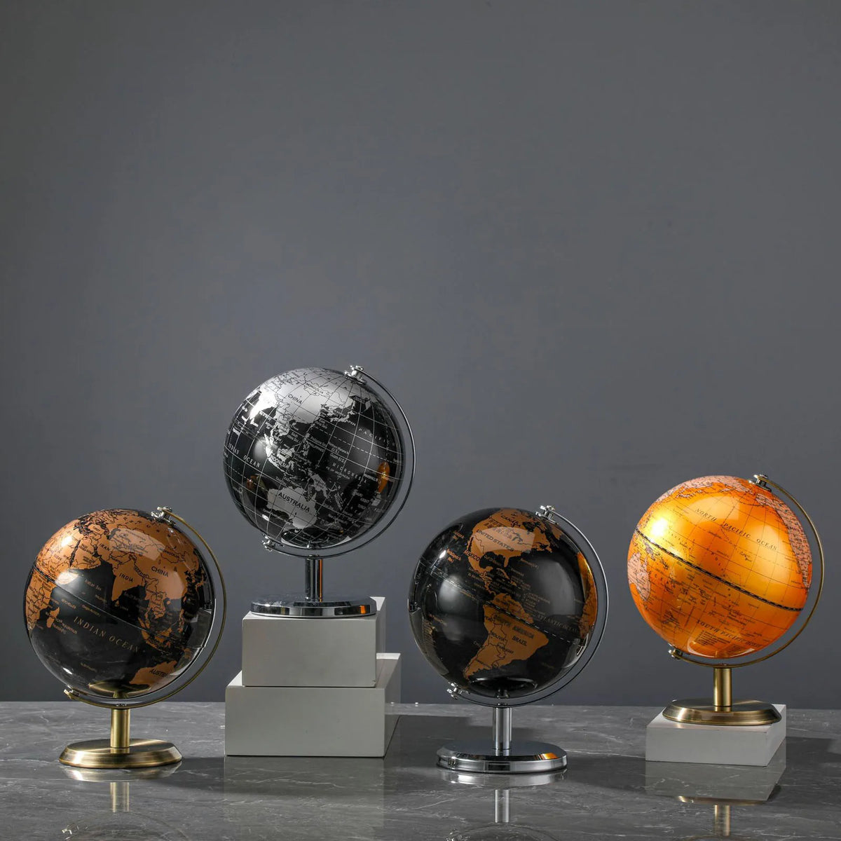 Globo Terrestre Decorativo Vintage 14 cm com Base Metálica – foto 6