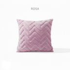 Kit Capas de Almofada Pelúcia com Relevo Chevron 45 x 45 cm – foto 6