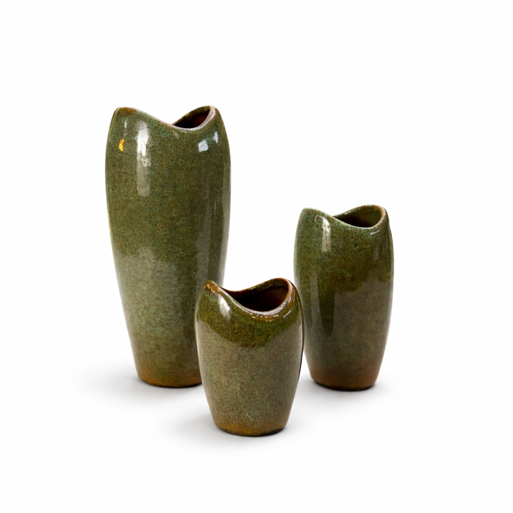 Trio de Vasos Decorativos em Cerâmica Esmaltada Assimétricos – foto 3