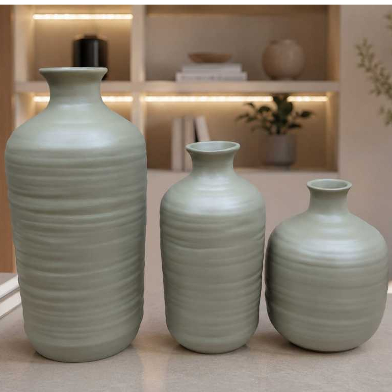 Trio de Vasos Decorativos em Cerâmica com Textura Frisada – foto 3
