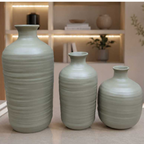 Trio de Vasos Decorativos em Cerâmica com Textura Frisada – foto 3