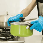Par de Luvas Térmicas de Silicone para Forno e Churrasqueira – foto 4