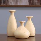 Trio de Vasos Decorativos Formato Garrafa em Cerâmica – foto 6